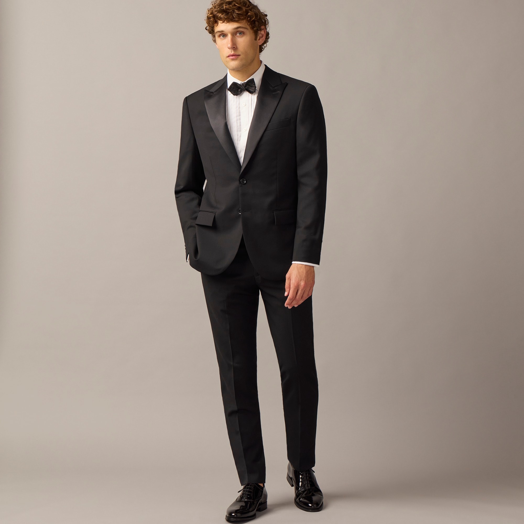 mens Crosby Classic-fit tuxedo jacket in Italian wool