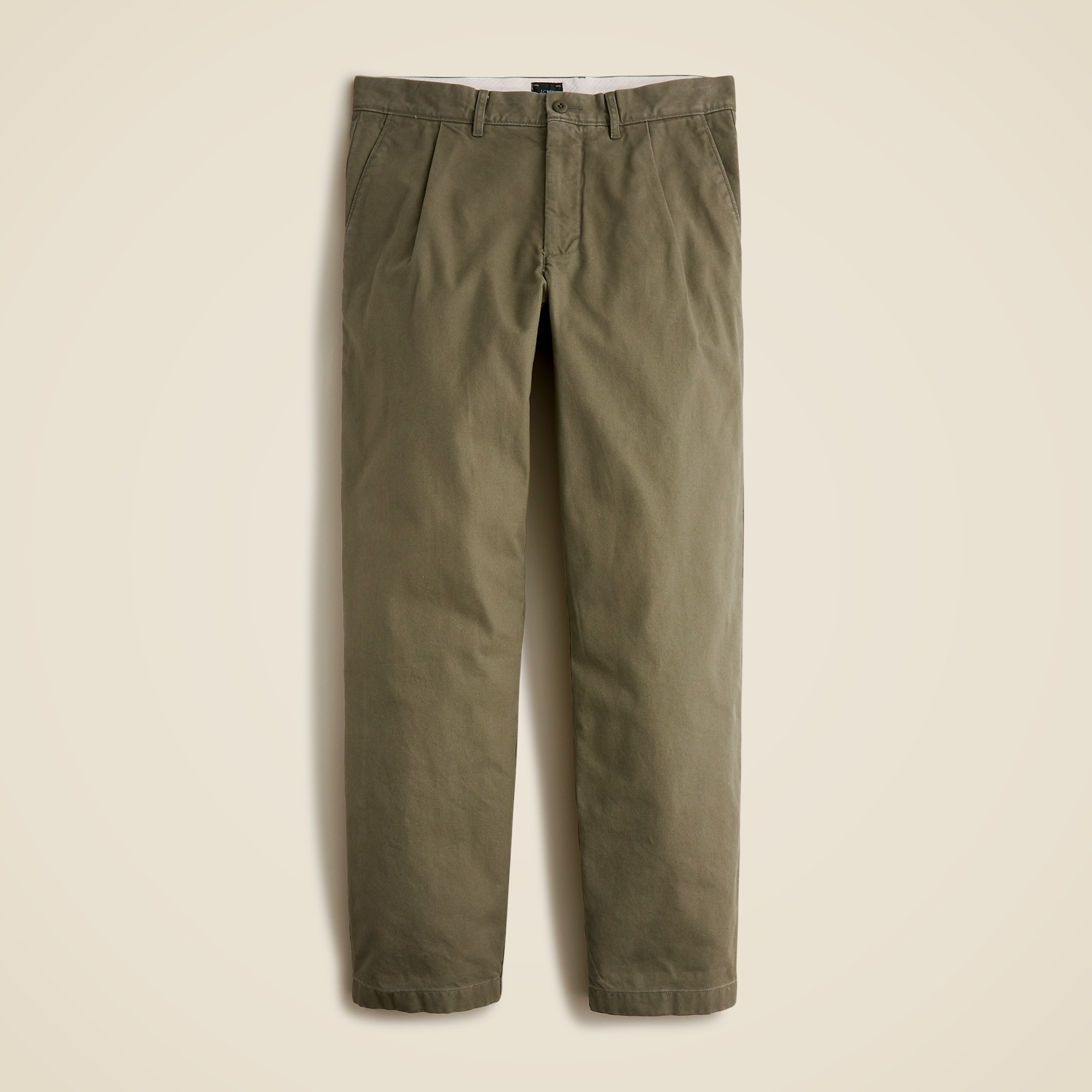  Classic Relaxed-fit pleated chino pant