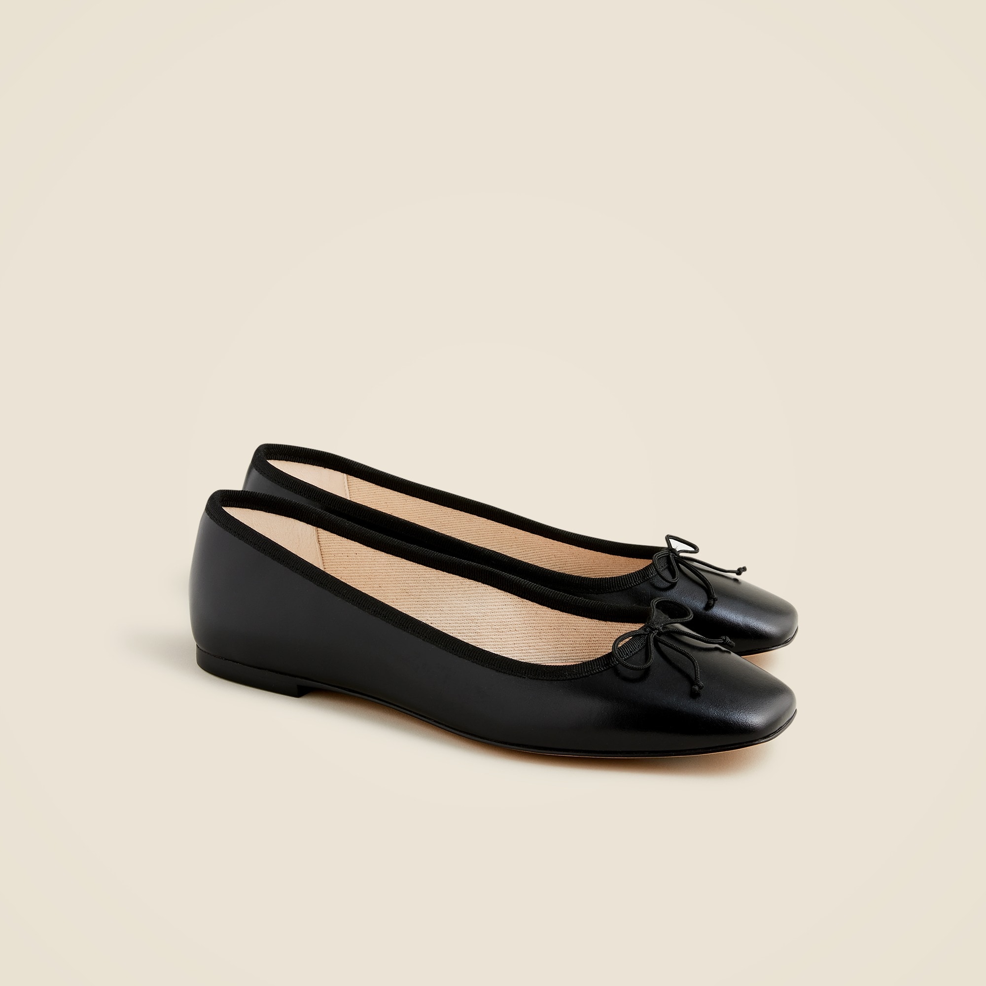 womens Quinn square-toe ballet flats in leather