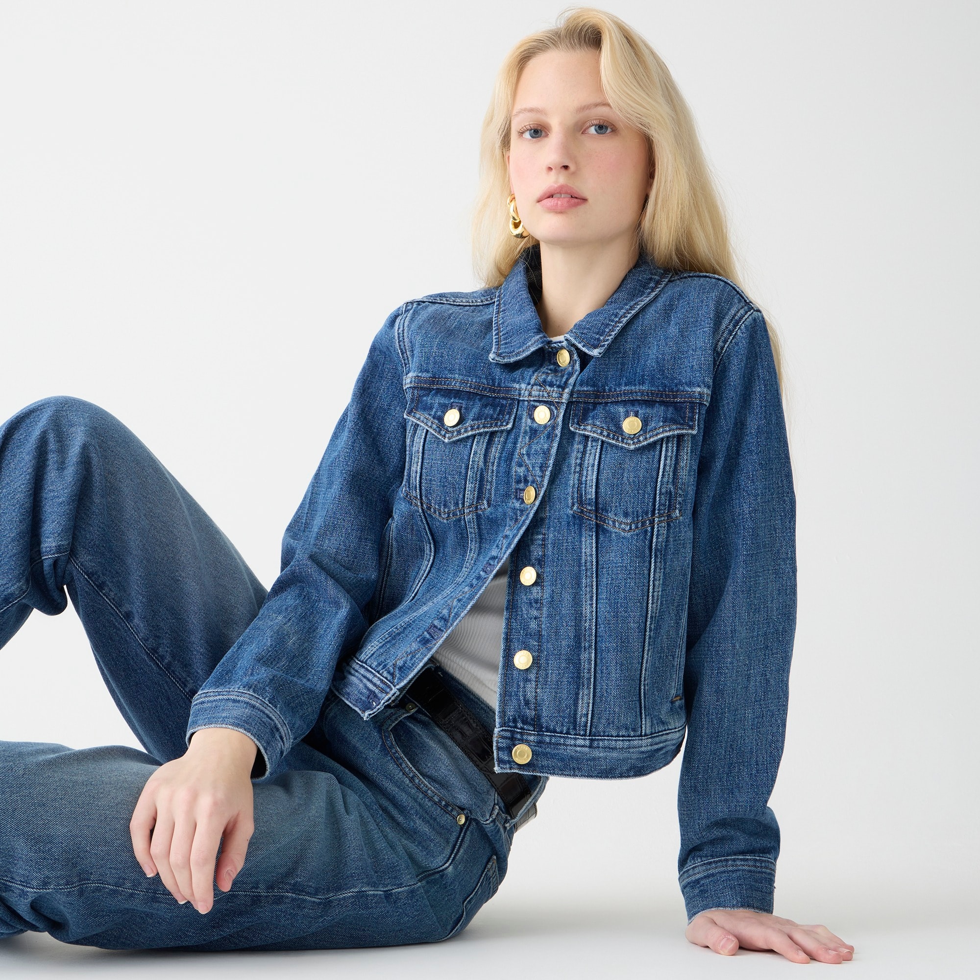 womens New classic denim jacket in Alicia wash