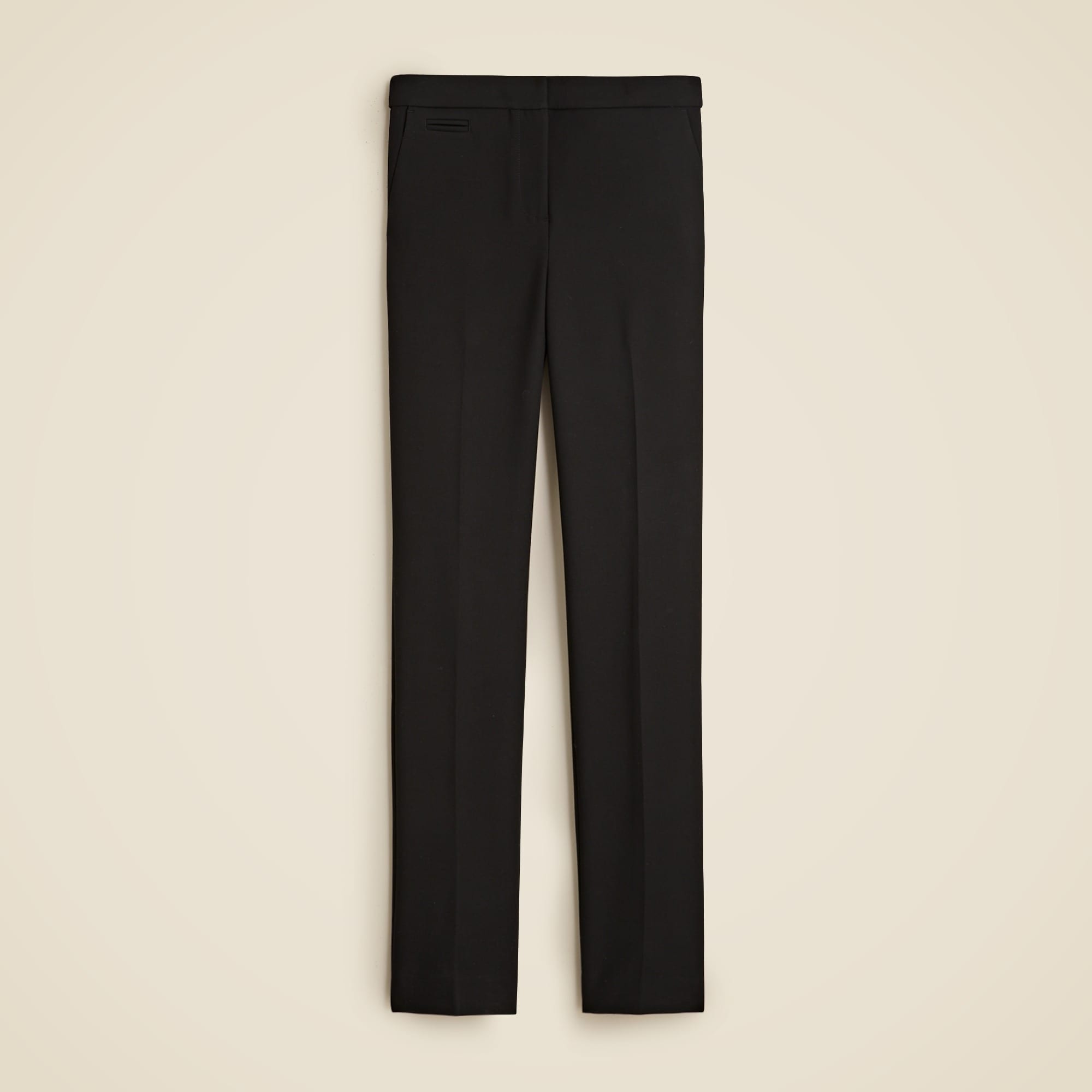  Going-out slim pant in four-season stretch