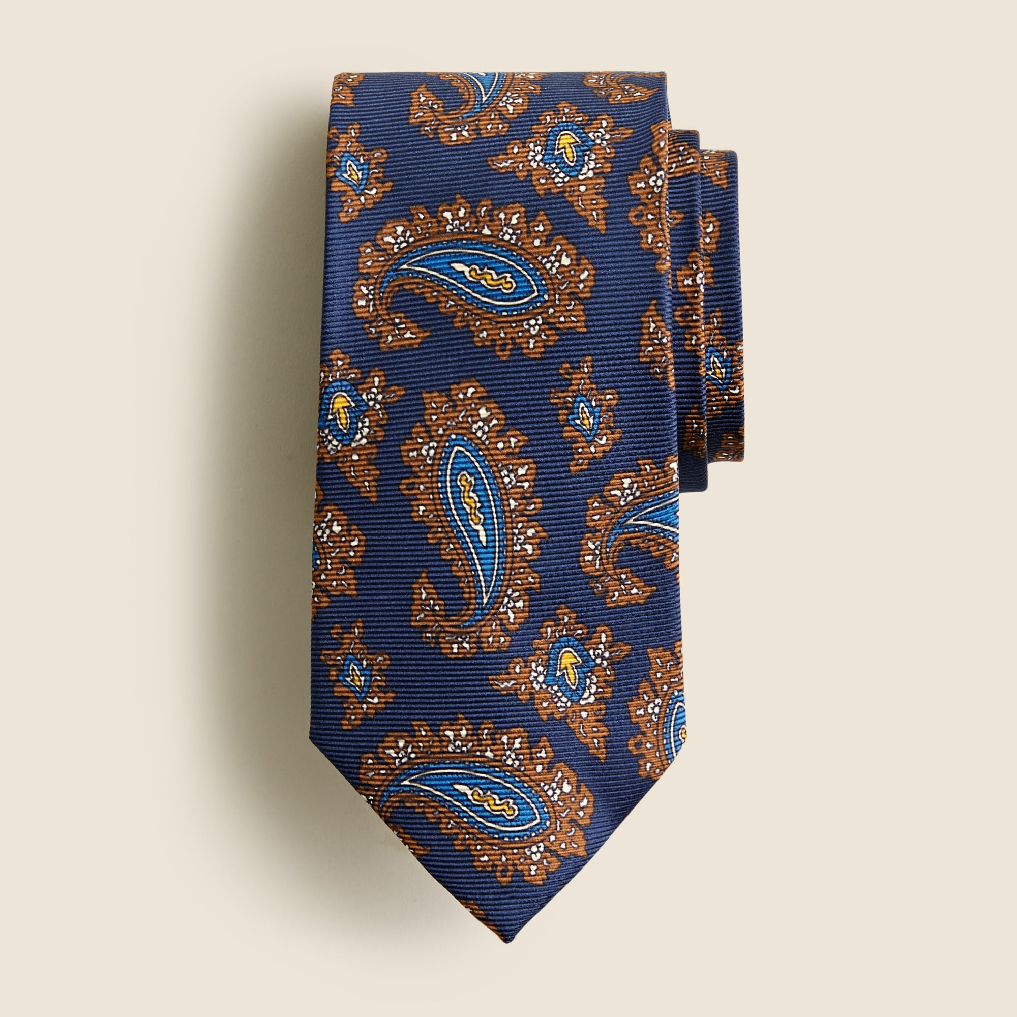 mens Italian silk tie in paisley